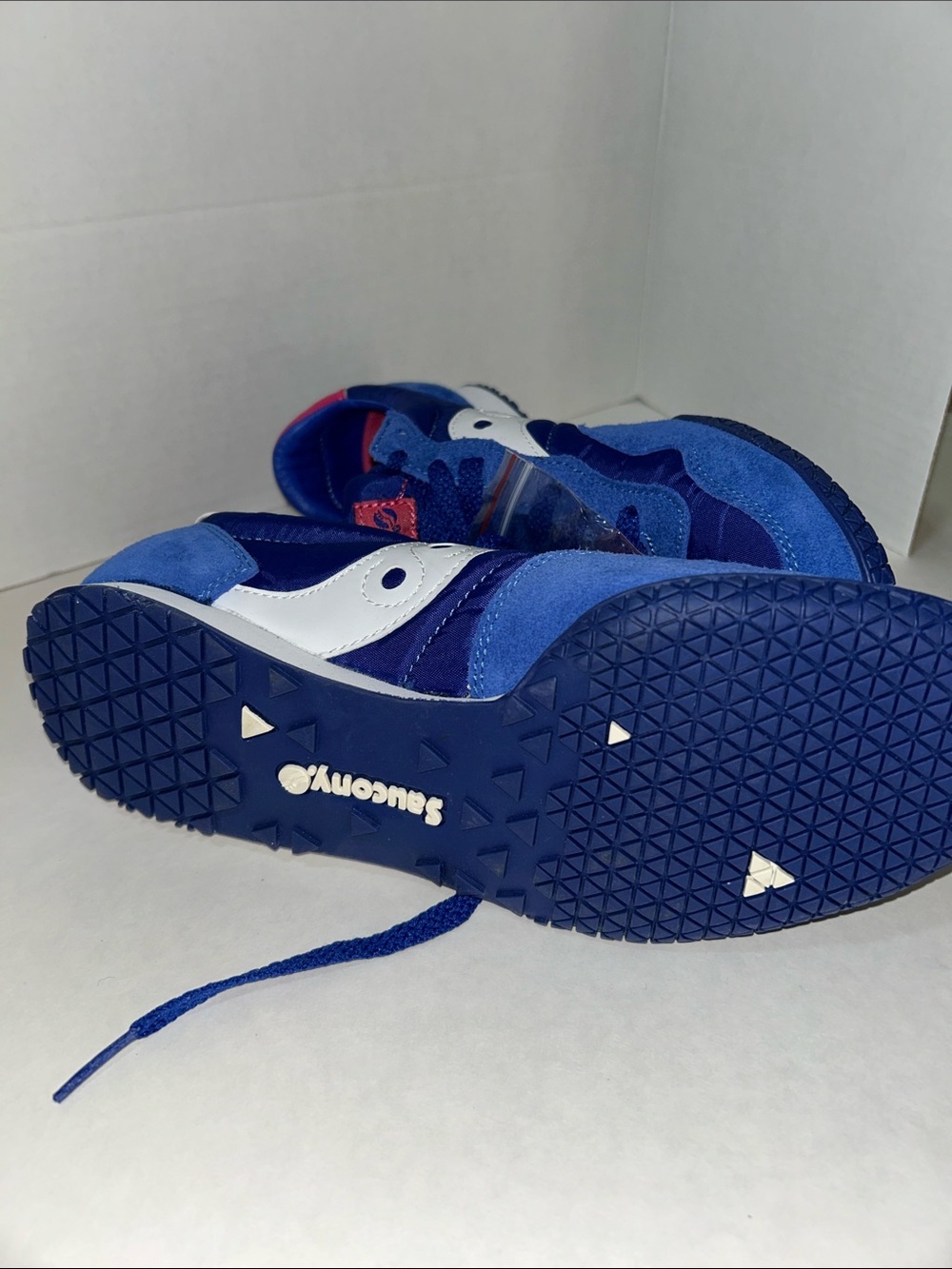 Saucony Blue and White Women's Sneakers with Pink Accents - Picture 7 of 10